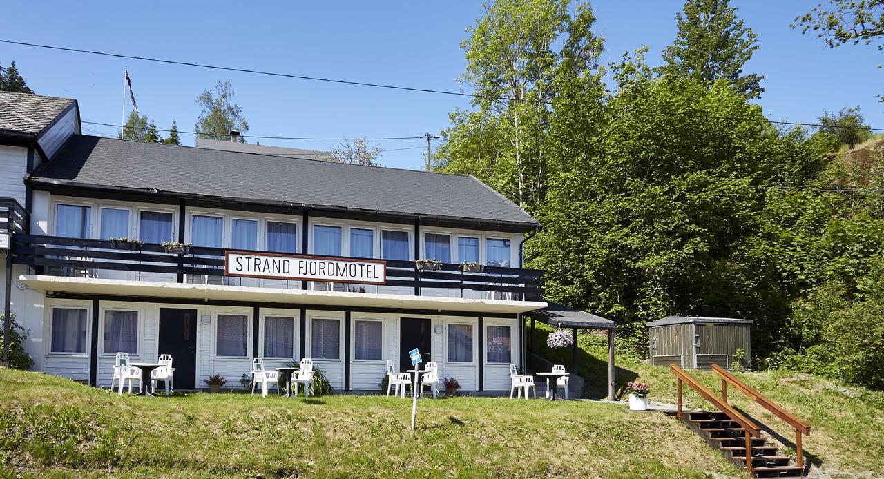 Strand Fjordmotel Ulvik Exterior foto
