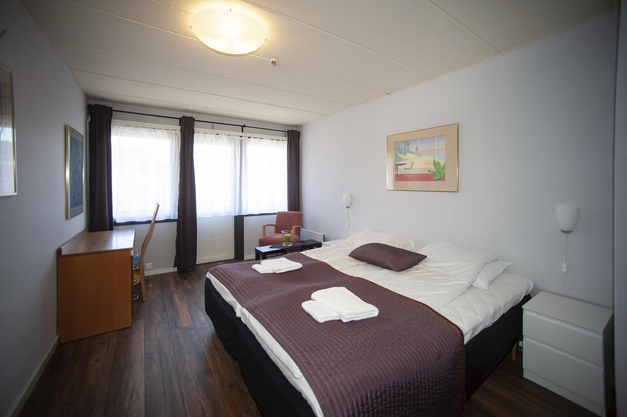 Strand Fjordmotel Ulvik Exterior foto